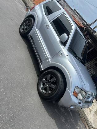 MITSUBISHI PAJERO FULL 3.8 HPE 4X4 V6 24V GASOLINA 2P AUTOMÁTICO MITSUBISHI PAJERO FULL 3.8 HPE 4X4 V6 24V GASOLINA 2P AUTOMÁTICO